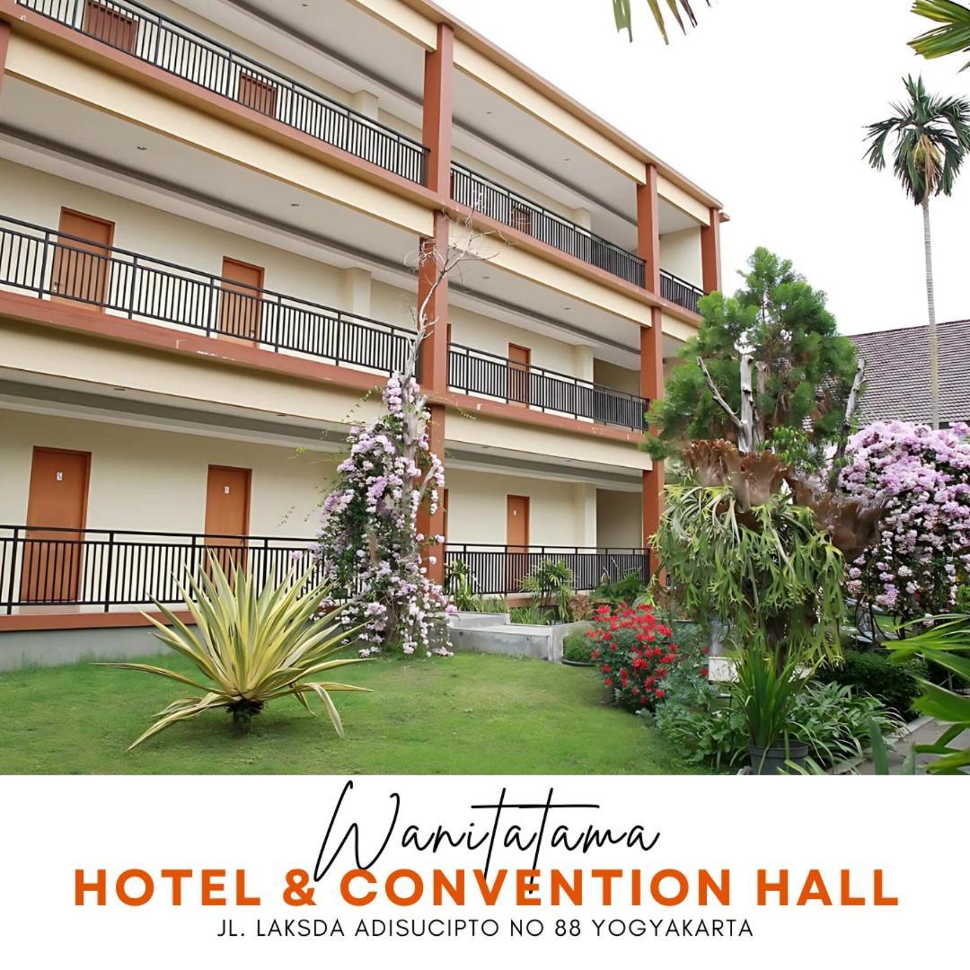 Wanitatama Hotel & Convention Hall Pakualaman ภายนอก รูปภาพ